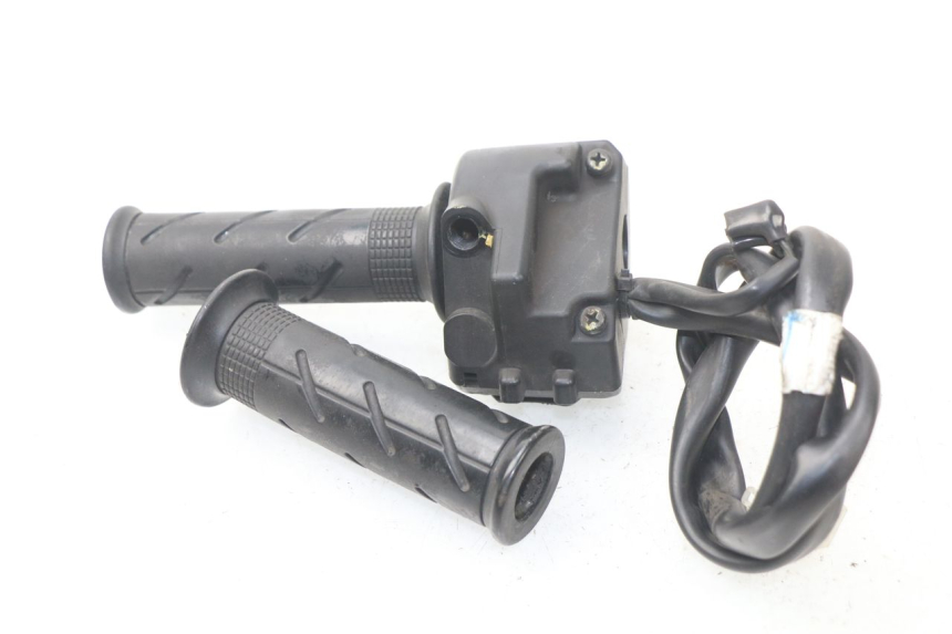 photo de COMANDO DIREITO HONDA PCX (JF47) 125 (2012 - 2013) - Vista geral