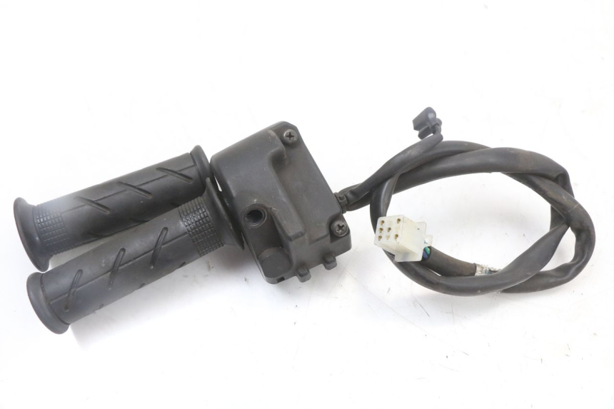 photo de COMANDO DIREITO HONDA PCX (JF47) 125 (2012 - 2013) - Pontos de fixação
