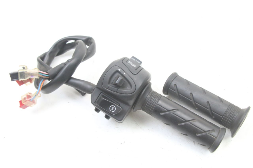 photo de COMANDO DIREITO HONDA PCX (JF57/JF64) 125 (2014 - 2018) - Vista principal