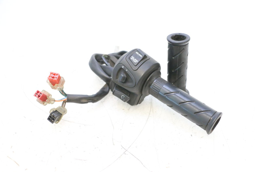 photo de COMANDO DIREITO HONDA PCX (JF57/JF64) 125 (2014 - 2018) - Vista principal