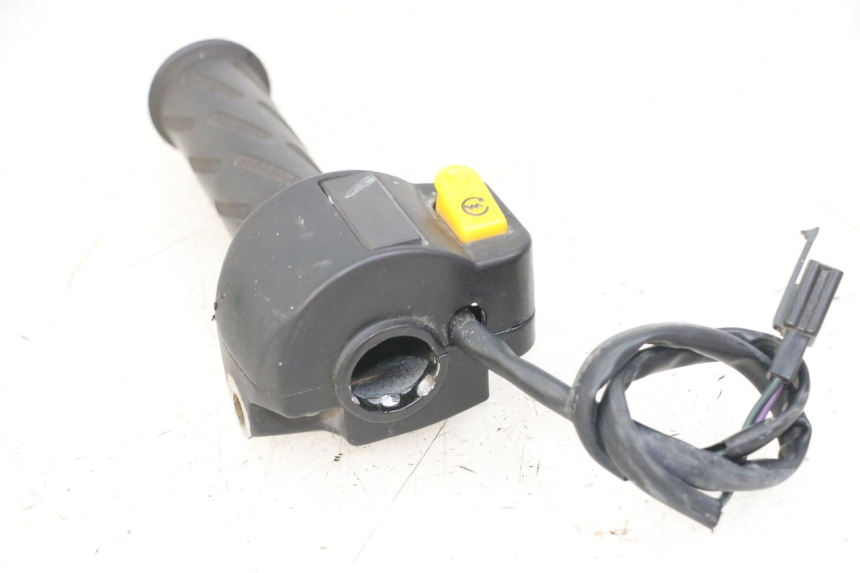 photo de COMANDO DIREITO PEUGEOT VIVACITY 125 (2010 - 2017) - Ampliação técnica