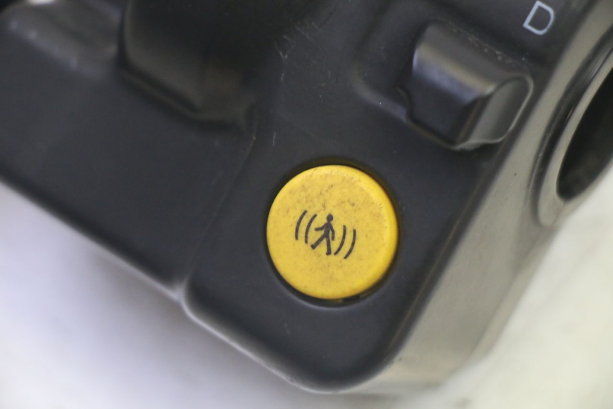 photo de COMANDO DIREITO LIGIER PULSE 3 1 (2014 - 2020) - Zoom do estado de desgaste