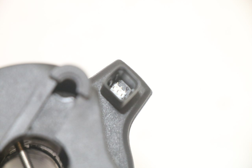 photo de COMANDO DIREITO BMW R GS 1250 (2021 - 2024) - Estado da superfície