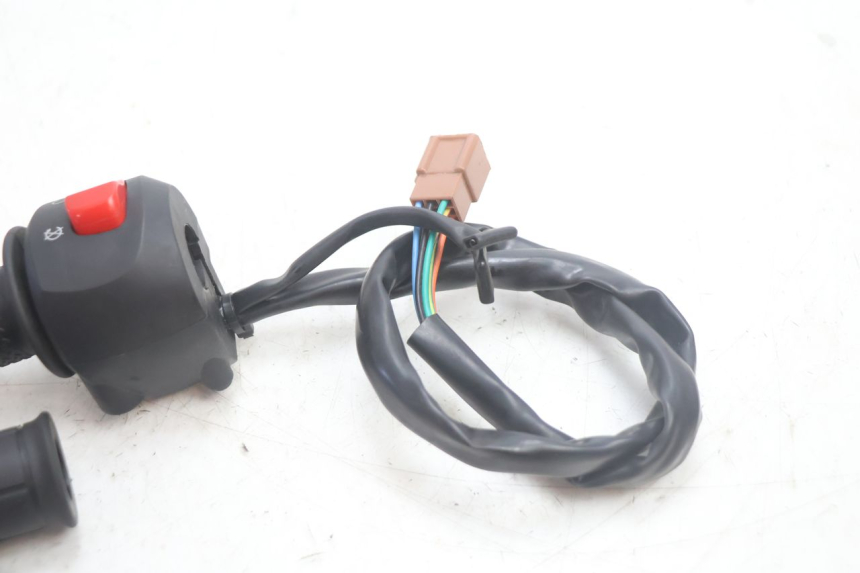 photo de COMUTADOR DIREITO JM MOTORS R-MAX TECH 50 (2024 - 2026) - Vista geral