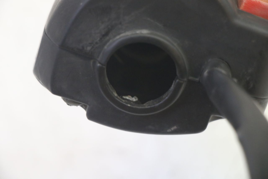 photo de COMANDO DIREITO RIDE RACE 2T 50 (2012 - 2017) - Pontos de fixação