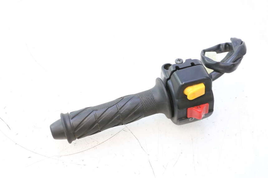 photo de COMUTADOR DIREITO ORCAL RAPTOR 50 (2015 - 2021) - Detalhe da peça