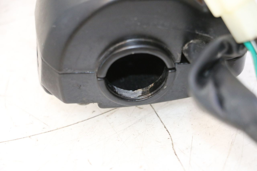 photo de COMANDO DIREITO TNT MOTOR ROMA 10' 2T 50 (2011 - 2018) - Detalhe da peça