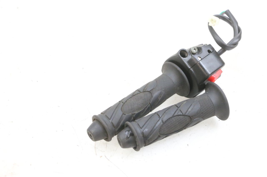 photo de COMANDO DIREITO TNT MOTOR ROMA 10' 4T 50 (2019 - 2022) - Detalhe da peça