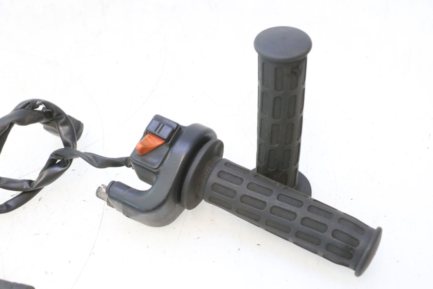 photo de COMUTADOR DIREITO MZ RT 125 (2000 - 2008) - Vista geral