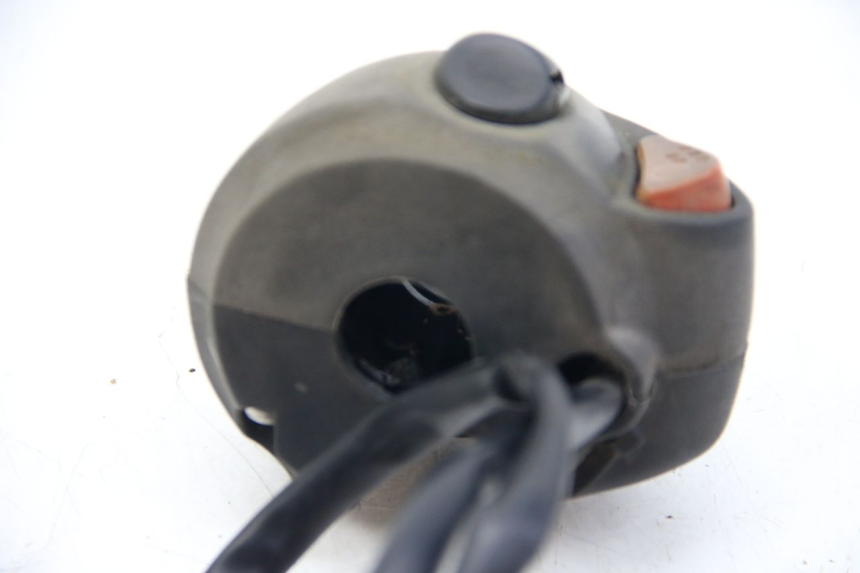 photo de COMANDO DIREITO PEUGEOT SATELIS COMPRESSOR K15 125 (2006 - 2009) - Outro ângulo de visão