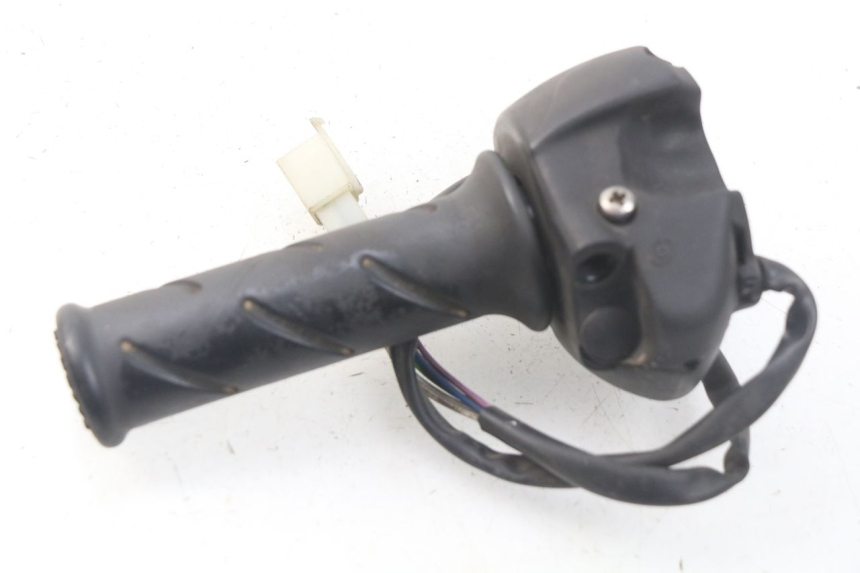 photo de COMANDO DIREITO PEUGEOT SATELIS 125 (2006 - 2009) - Detalhe da peça
