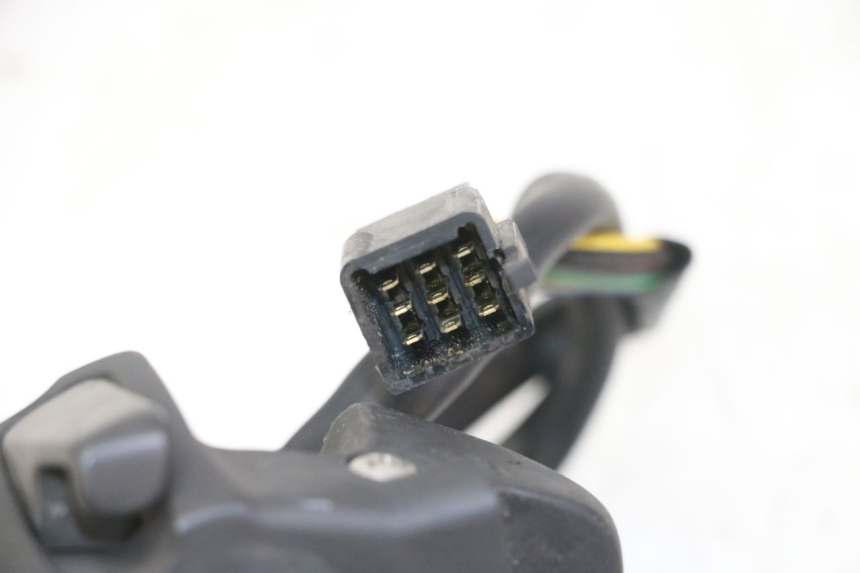 photo de COMANDO DIREITO PEUGEOT SATELIS 125 (2013 - 2018) - Ampliação técnica
