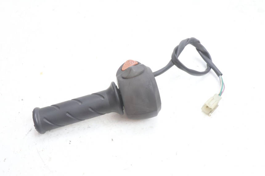photo de COMANDO DIREITO PEUGEOT SATELIS 125 (2006 - 2009) - Ampliação técnica
