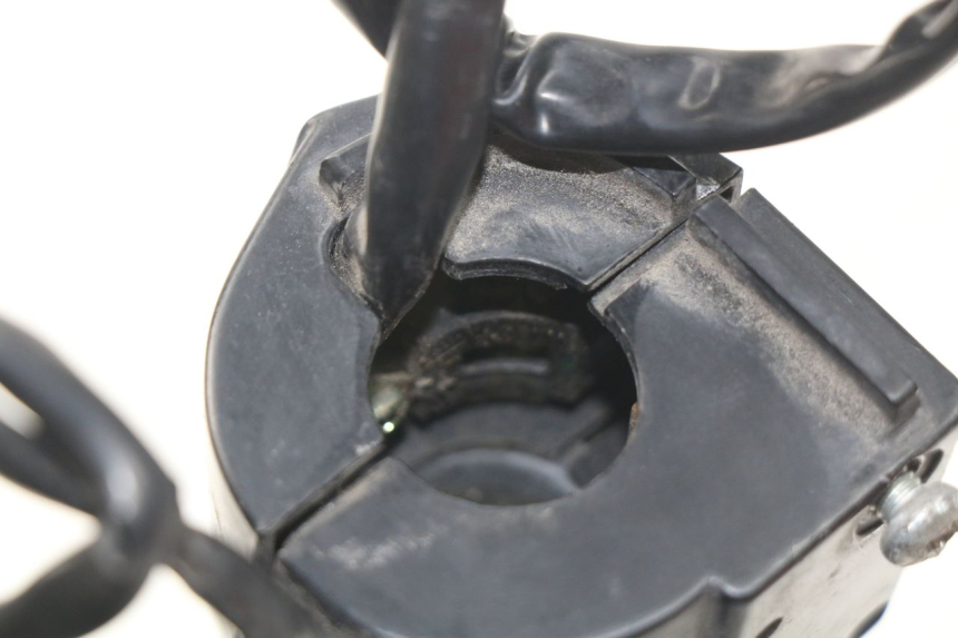 photo de COMANDO DIREITO PEUGEOT SC 50 (1988 - 1992) - Detalhe da peça