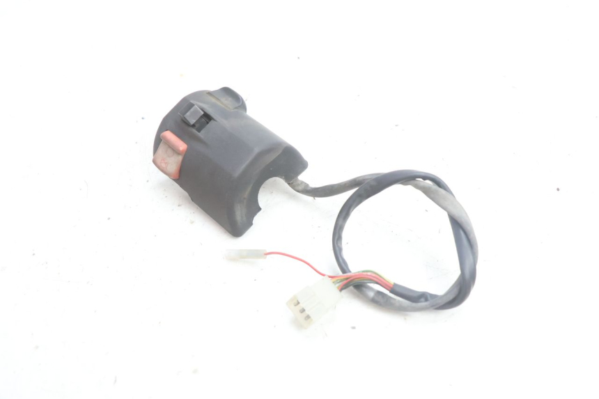 photo de COMANDO DIREITO APRILIA SCARABEO GT 125 (1999 - 2007) - Zoom do estado de desgaste