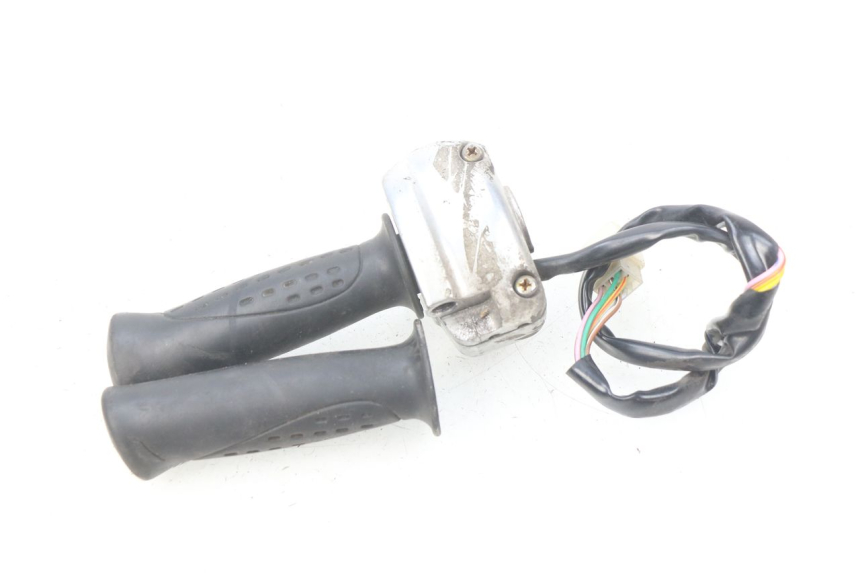 photo de COMANDO DIREITO KYMCO SENTO 50 (2008 - 2013) - Ampliação técnica