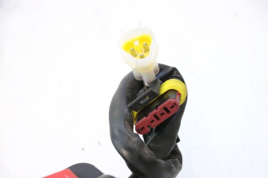 photo de COMUTADOR DIREITO RIDE SLASH 2T 50 (2012 - 2014) - Detalhe da peça