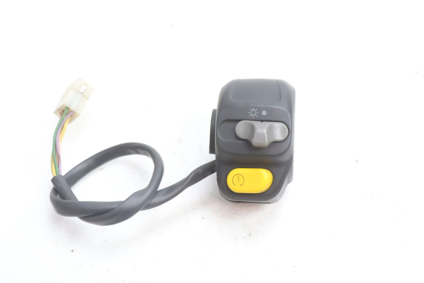 photo de COMANDO DIREITO PEUGEOT SPEEDFIGHT 2 AC 50 (2000 - 2009) - Vista principal