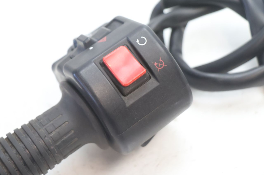 photo de COMUTADOR DIREITO CAN-AM SPYDER RS 1000 (2008 - 2012) - Ampliação técnica