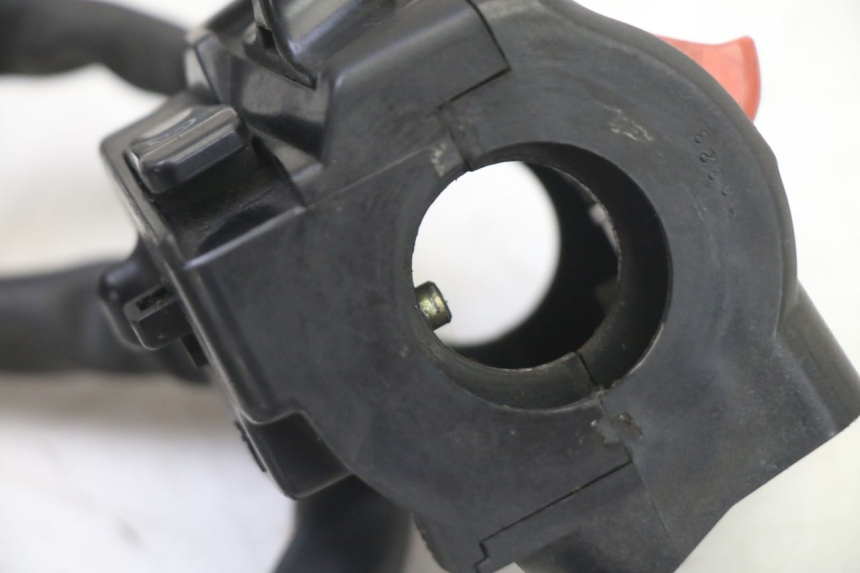 photo de COMANDO DIREITO HONDA ST PAN EUROPEAN 1300 (2002 - 2013) - Vista geral