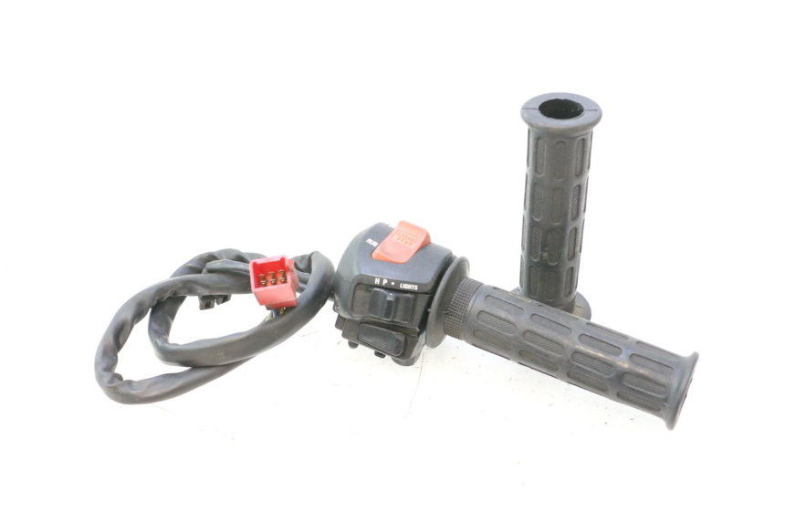 photo de COMUTADOR DIREITO HONDA ST PAN EUROPEAN 1100 (1990 - 2002) - Vista principal