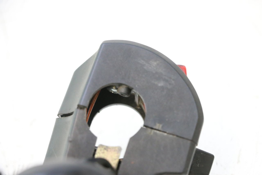 photo de COMANDO DIREITO SUZUKI SV S 650 (2003 - 2009) - Zoom do estado de desgaste