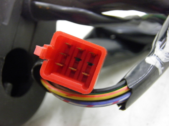 photo de COMANDO DIREITO SYM GTS 125 (2005 - 2008) - Ampliação técnica