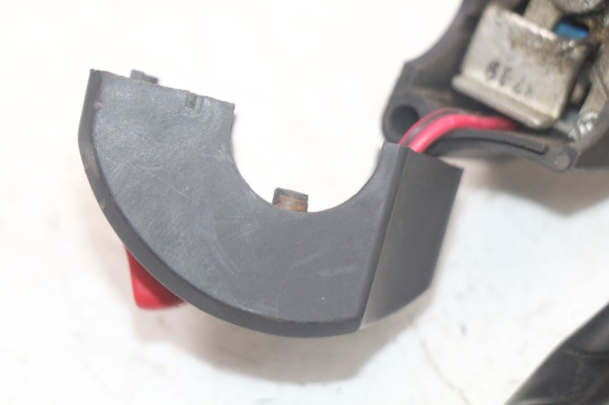 photo de COMANDO DIREITO YAMAHA TDM ABS 900 (2002 - 2014) - Ampliação técnica