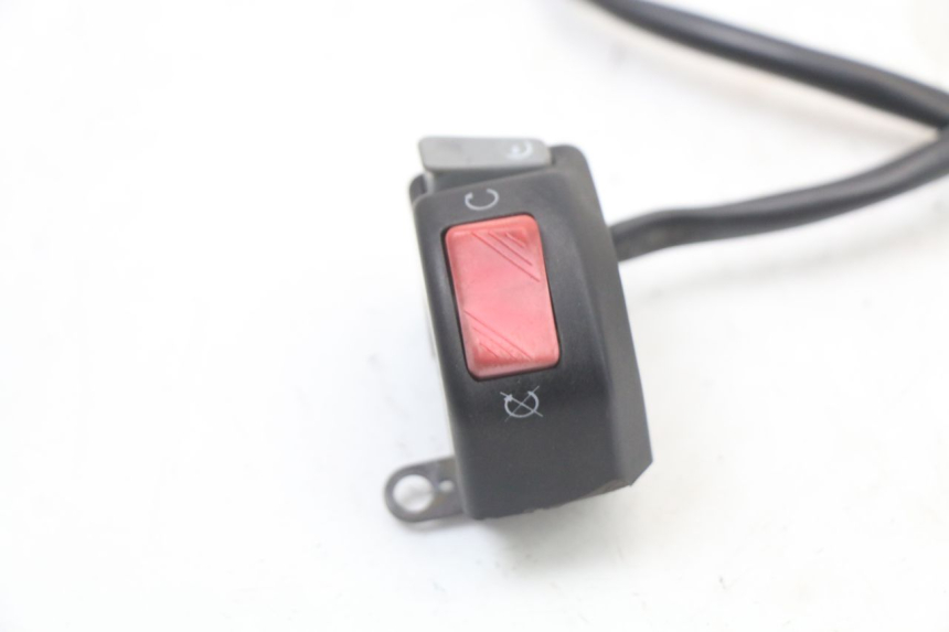photo de COMANDO DIREITO YAMAHA TDR DELTABOX 125 (1997 - 2003) - Outro ângulo de visão