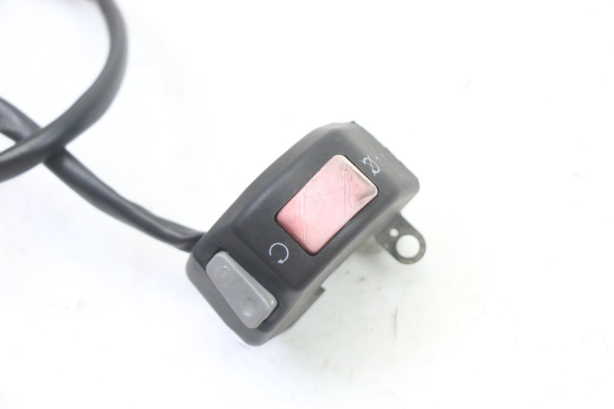 photo de COMANDO DIREITO YAMAHA TDR DELTABOX 125 (1997 - 2003) - Detalhe da peça