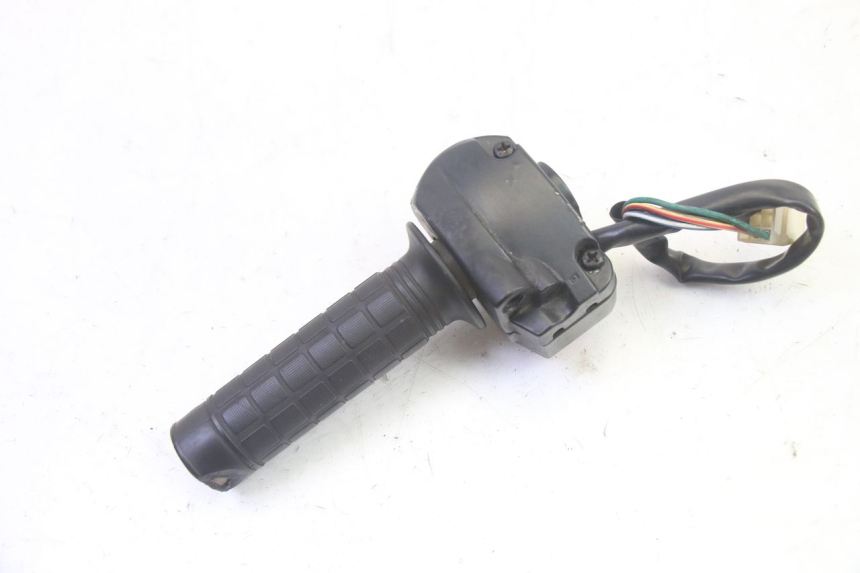 photo de COMANDO DIREITO SUKIDA TOP 1 50 (2003 - 2010) - Pontos de fixação