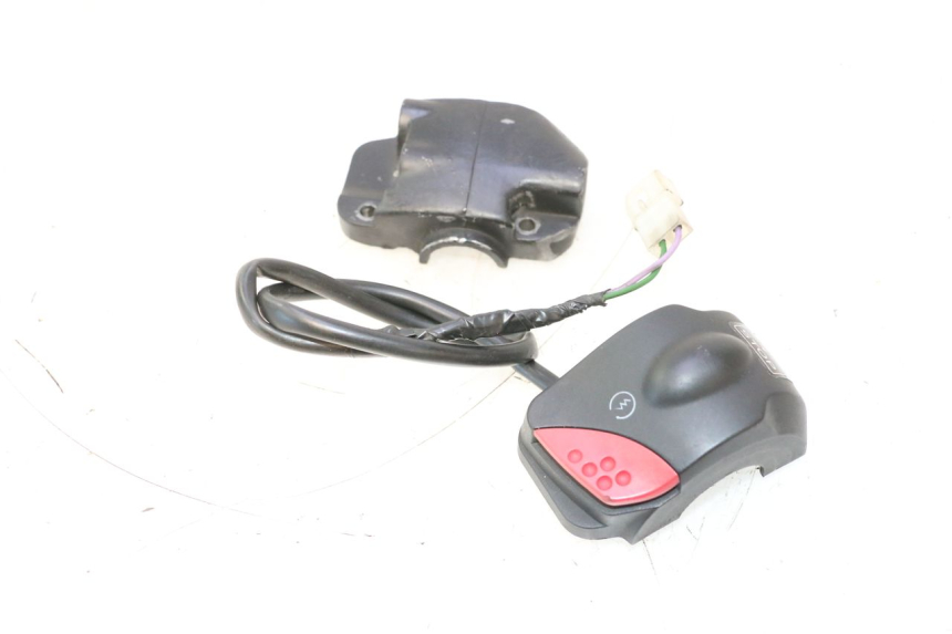 photo de COMANDO DIREITO PEUGEOT TREKKER TKR 50 (2005 - 2014) - Detalhe da peça