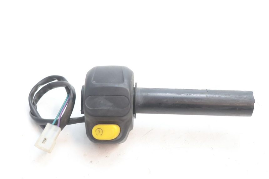 photo de COMANDO DIREITO PEUGEOT TREKKER 50 (1995 - 2004) - Vista principal