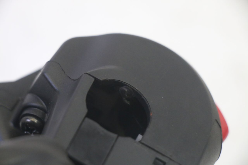 photo de COMANDO DIREITO YAMAHA TRICITY 300 (2020 - 2024) - Vista geral