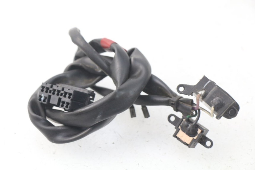 photo de COMANDO DIREITO PIAGGIO VESPA SPRINT 2T 50 (2014 - 2018) - Zoom do estado de desgaste