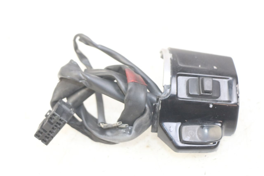 photo de COMANDO DIREITO PIAGGIO VESPA SPRINT 2T 50 (2014 - 2018) - Vista principal