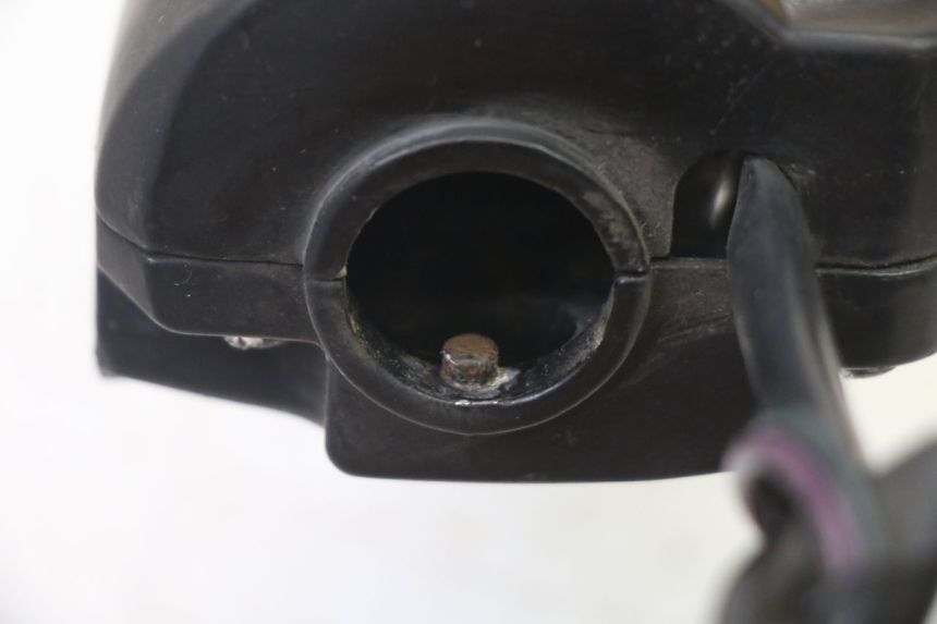 photo de COMANDO DIREITO PEUGEOT VIVACITY NEW 2T 50 (2008 - 2017) - Pontos de fixação