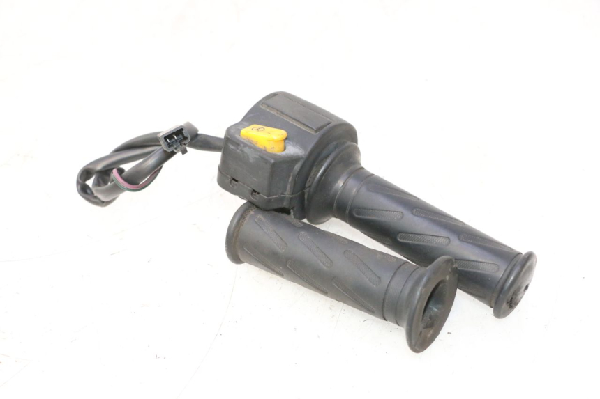 photo de COMANDO DIREITO PEUGEOT VIVACITY NEW 2T 50 (2008 - 2017) - Detalhe da peça