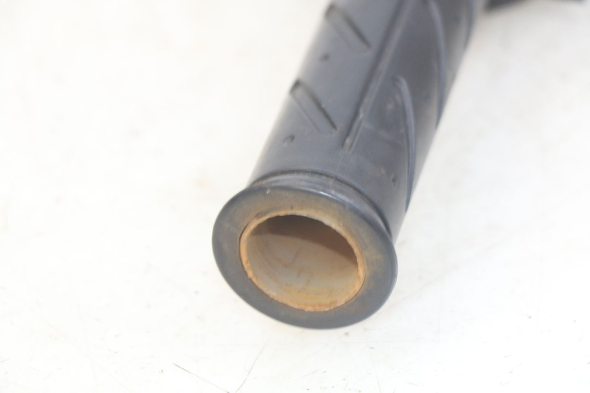 photo de COMANDO DIREITO DAELIM VJ ROADWIN FI 125 (2008 - 2017) - Zoom do estado de desgaste