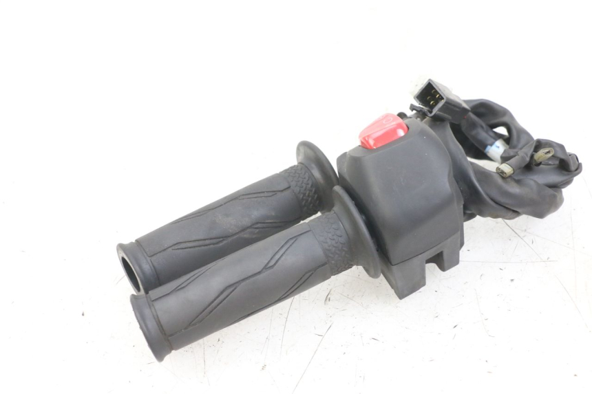 photo de COMANDO DIREITO YAMAHA XMAX X-MAX ABS 125 (2017 - 2020) - Ampliação técnica
