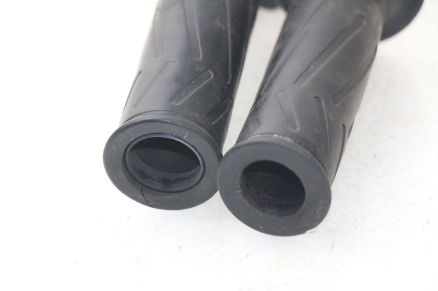 photo de COMANDO DIREITO YAMAHA X-MAX XMAX 125 (2010 - 2013) - Vista geral