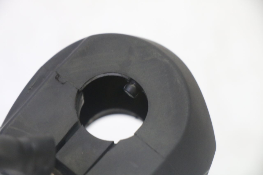 photo de COMANDO DIREITO YAMAHA X-MAX XMAX 125 (2010 - 2013) - Ampliação técnica