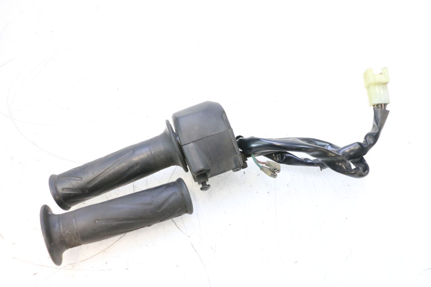 photo de COMANDO DIREITO YAMAHA X-MAX XMAX 125 (2010 - 2013) - Vista geral