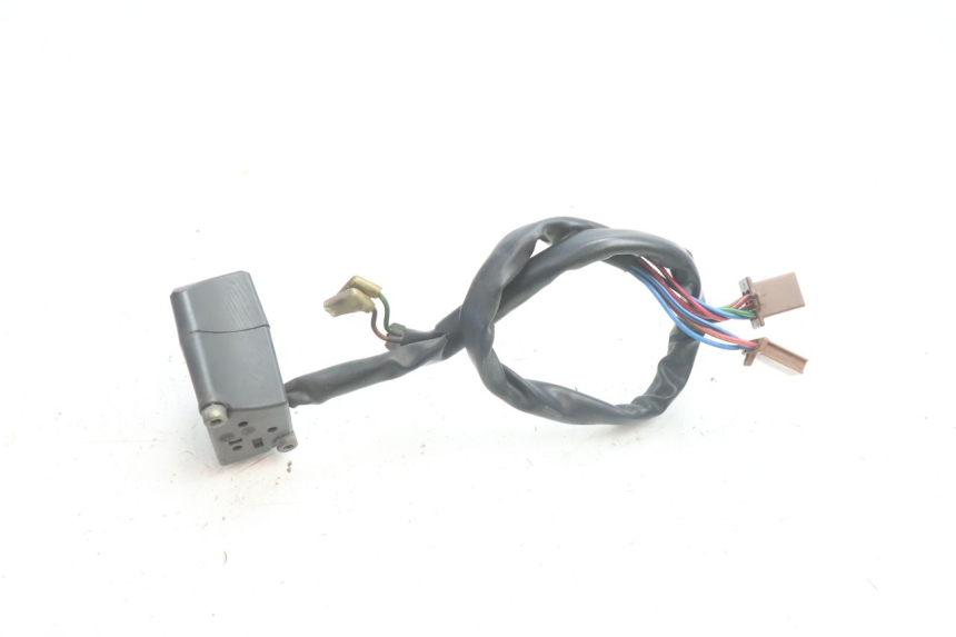 photo de COMANDO DIREITO YAMAHA XJR 1300 (1998 - 2002) - Outro ângulo de visão