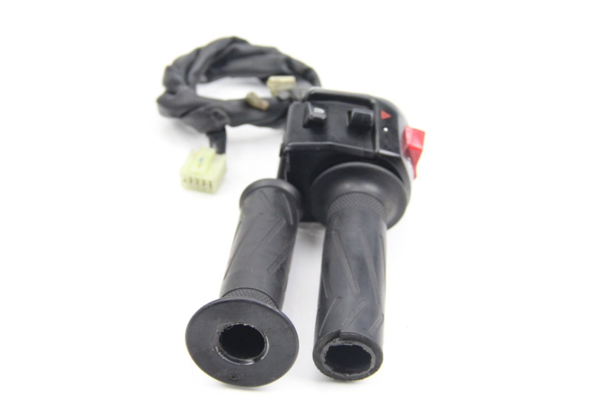 photo de COMANDO DIREITO YAMAHA XP T-MAX TMAX 500 (2008 - 2012) - Pontos de fixação