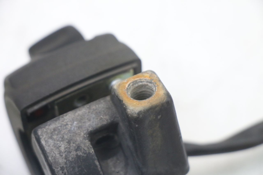 photo de COMANDO DIREITO YAMAHA BW'S NG NEXT GENERATION 50 (1996 - 2003) - Pontos de fixação
