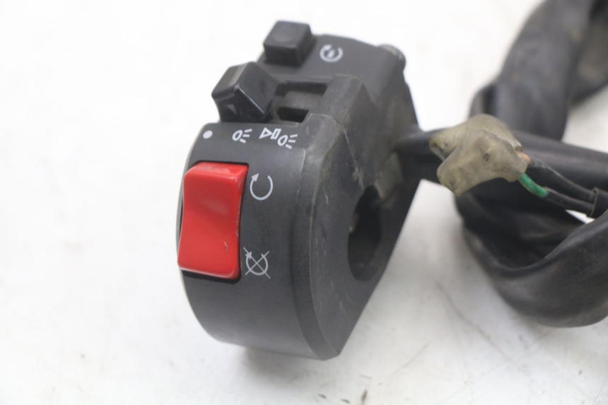 photo de COMANDO DIREITO YAMAHA FJR ABS 1300 (2006 - 2012) - Ampliação técnica