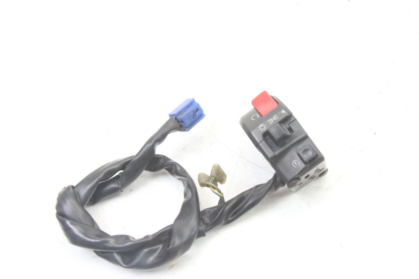 photo de COMANDO DIREITO YAMAHA FZS FAZER 600 (2001 - 2003) - Zoom do estado de desgaste