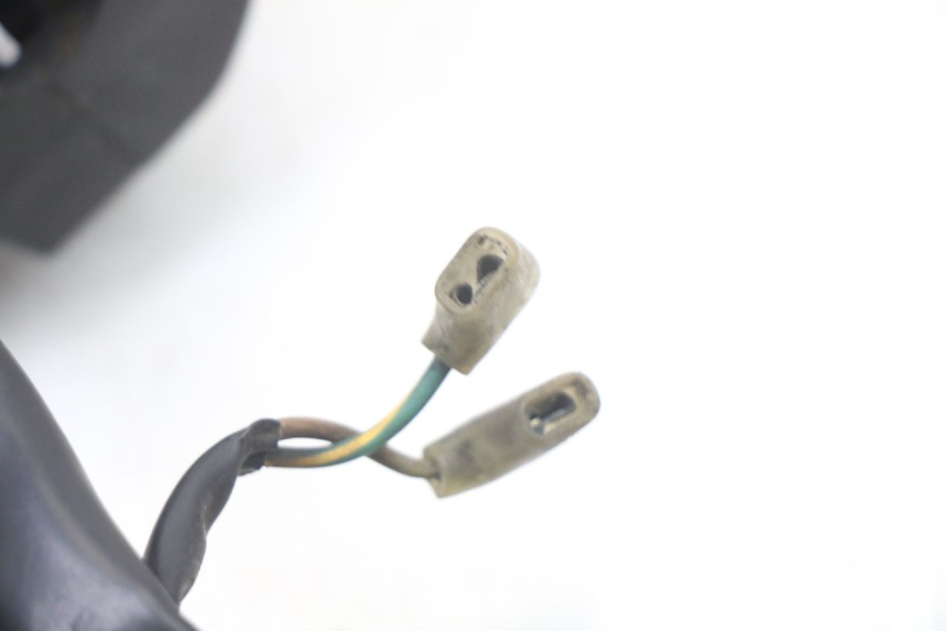 photo de COMANDO DIREITO YAMAHA FZS FAZER 600 (2001 - 2003) - Estado da superfície