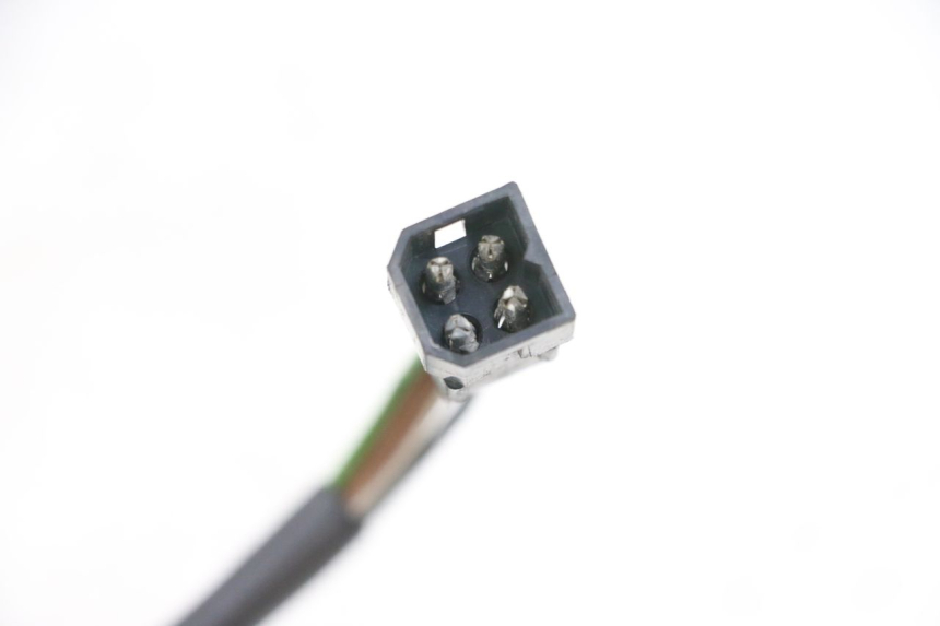photo de COMANDO DIREITO YAMAHA YP MAJESTY 125 (2002 - 2006) - Zoom do estado de desgaste